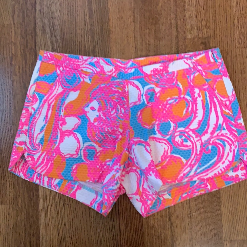 Lilly Pulitzer shorts !!
